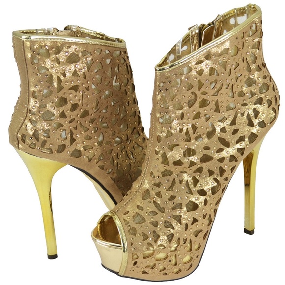 Cape Robbin Shoes - Cape Robbin Rhinestone Accent Platforms